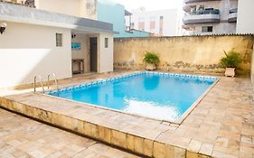 Lindo 2 Quartos com piscina e ar na Praia do Forte